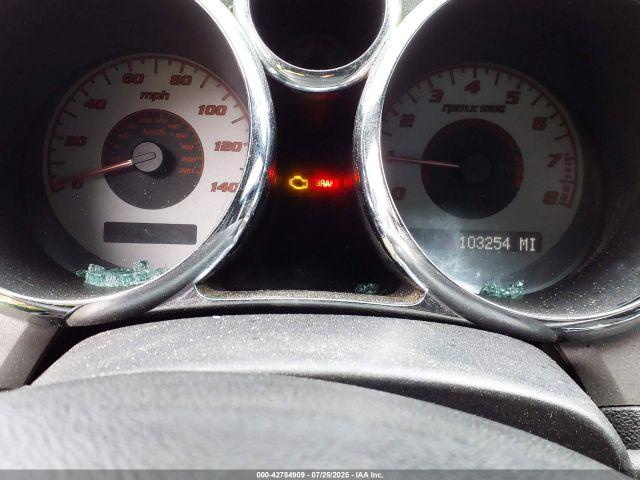 Pontiac Solstice Image 11