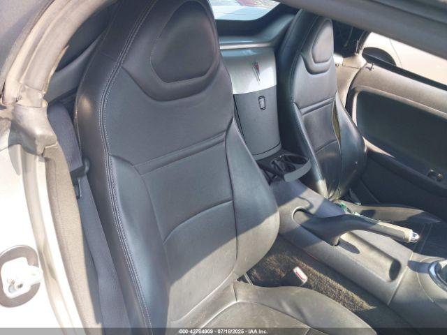 Pontiac Solstice Image 10