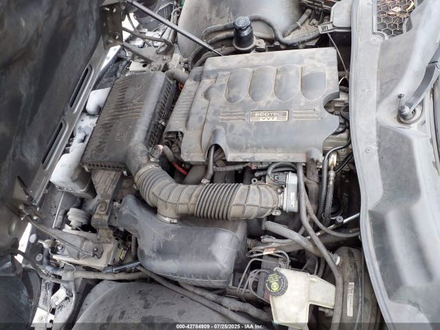 Pontiac Solstice Image 4