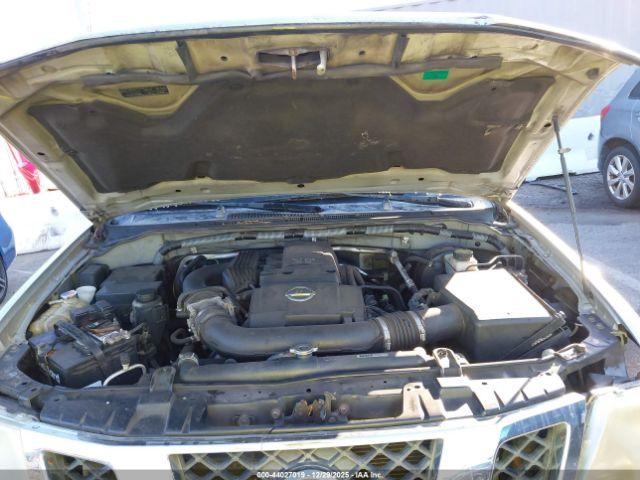 Nissan Frontier Sv Image 13