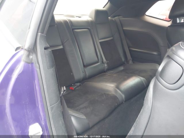 Dodge Challenger Image 9