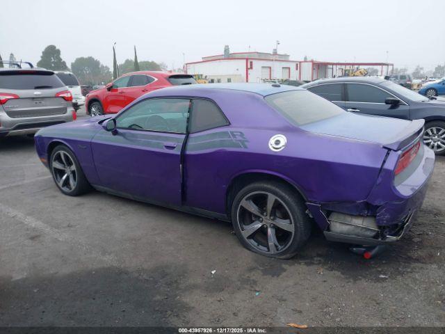 Dodge Challenger Image 2