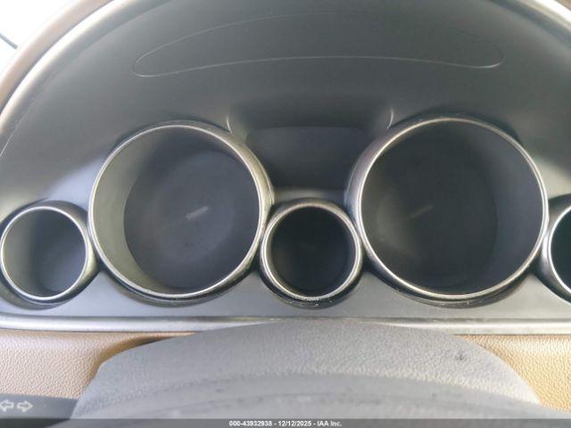 Buick Enclave Leather Image 15