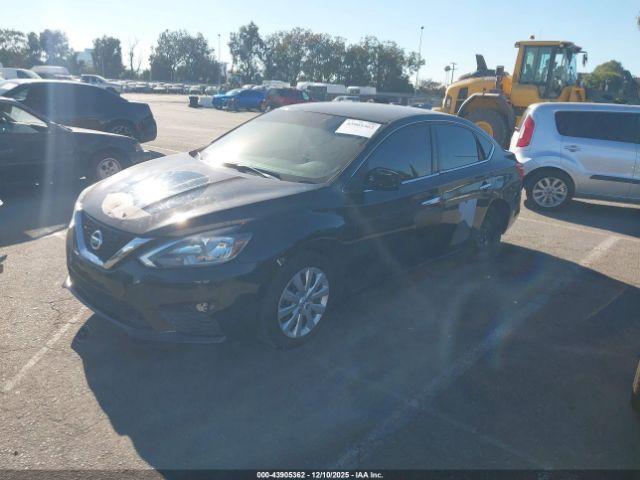 Nissan Sentra S Image 8