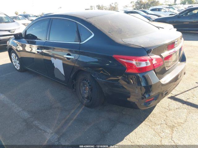 Nissan Sentra S Image 2