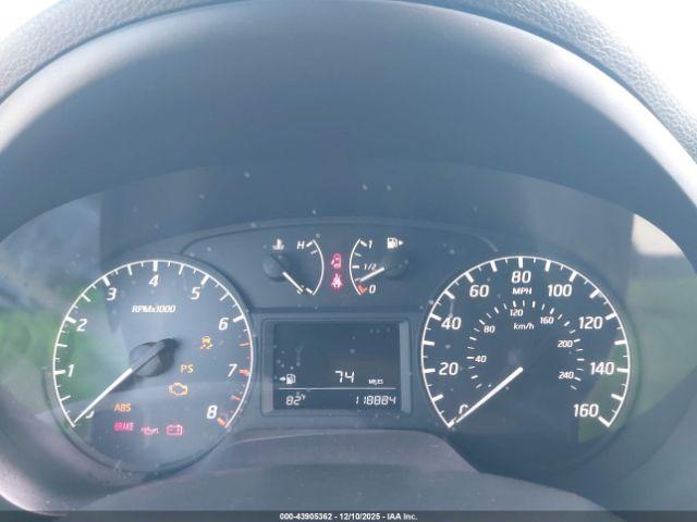 Nissan Sentra S Image 3