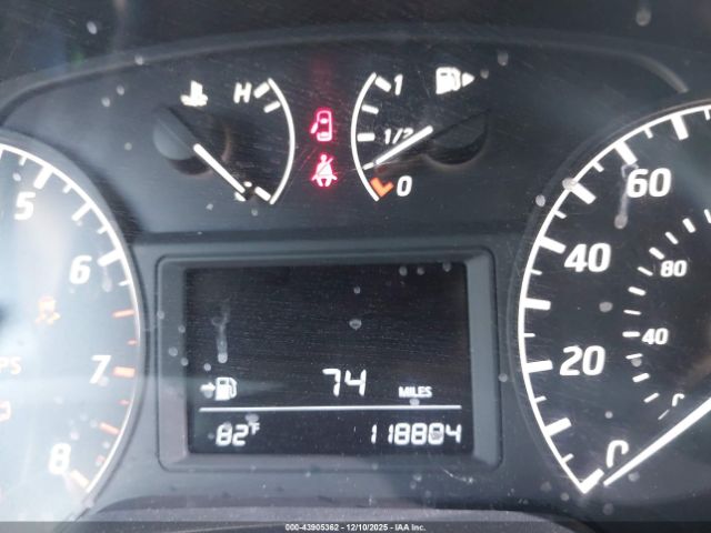 Nissan Sentra S Image 7