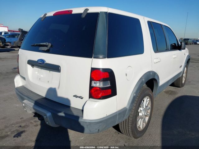 Ford Explorer Xlt Image 15