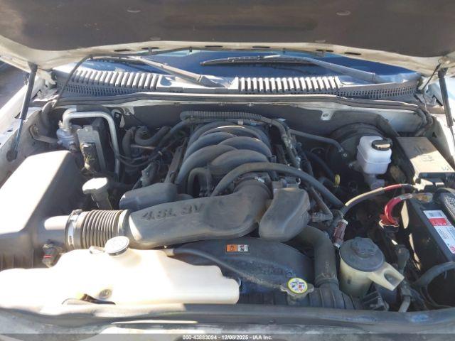 Ford Explorer Xlt Image 6