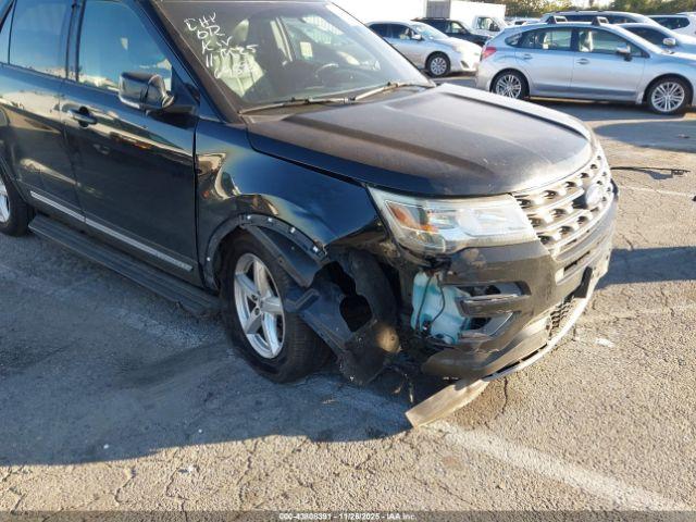 Ford Explorer Xlt Image 3