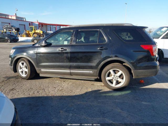 Ford Explorer Xlt Image 14