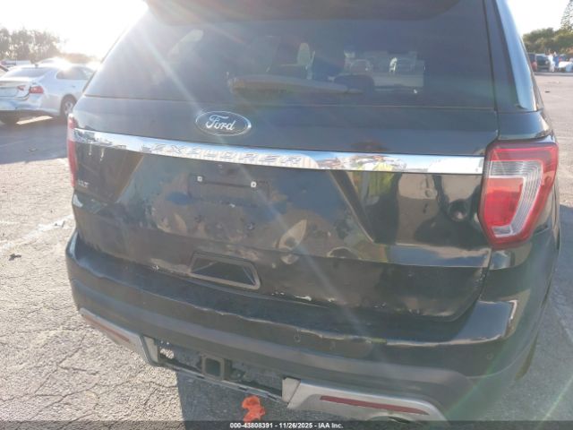 Ford Explorer Xlt Image 15