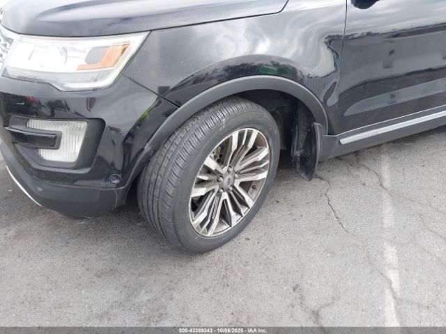 Ford Explorer Platinum Image 15