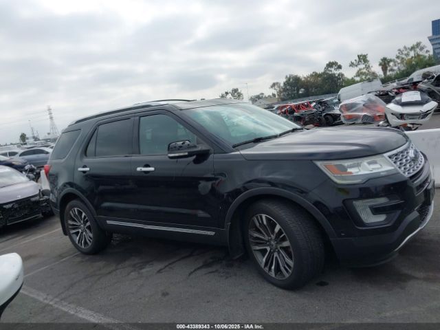 Ford Explorer Platinum Image 5