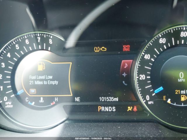 Ford Explorer Platinum Image 11