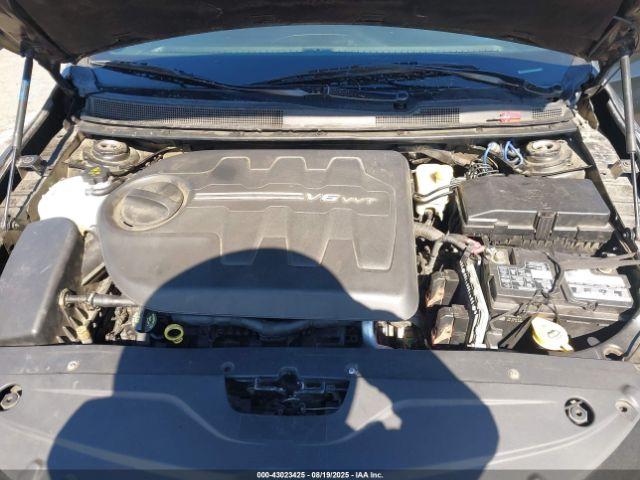 Chrysler 200 S Image 5