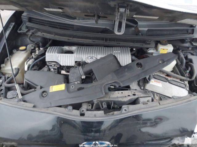 Toyota Prius Iii Image 2