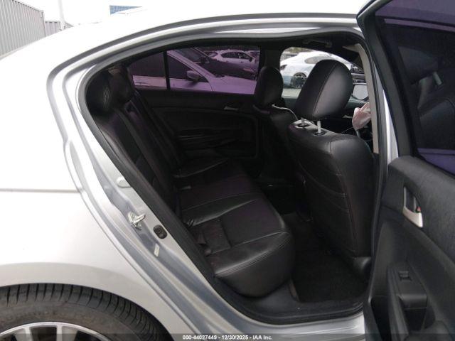 Honda Accord 2.4 Lx Image 9