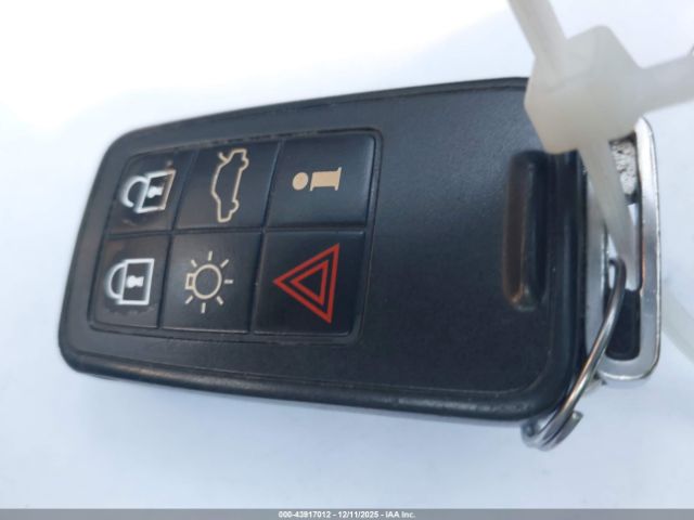 Volvo S60 T5 Image 13