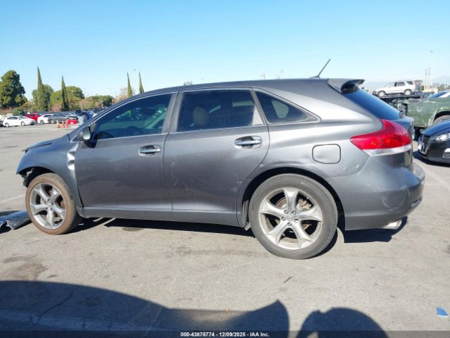 Toyota Venza Base V6 Image 3