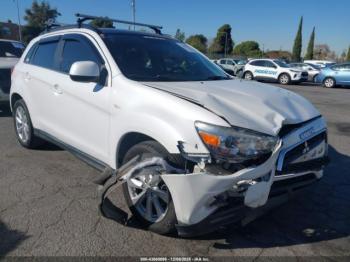  Salvage Mitsubishi Outlander