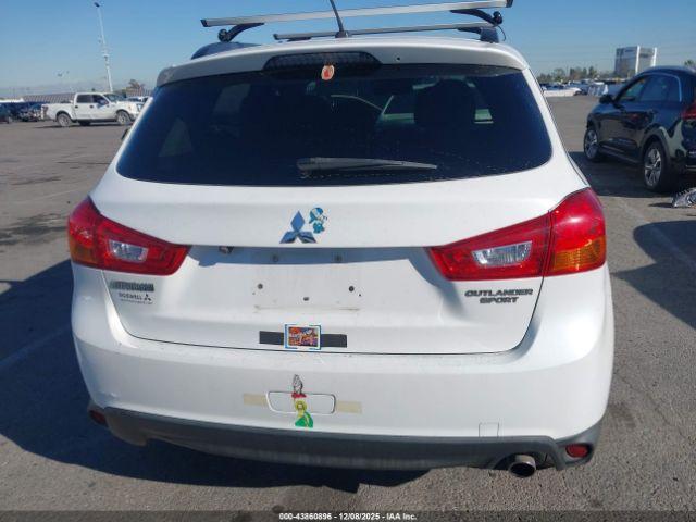 Mitsubishi Outlander Se Image 13