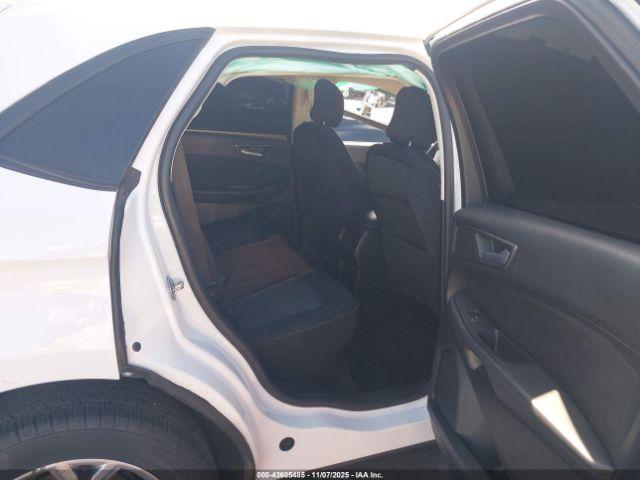 Ford Edge Se Image 9