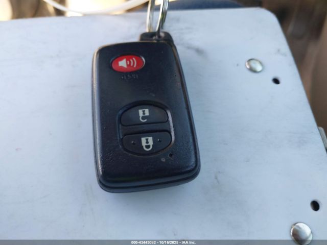 Toyota Prius Ii Image 6