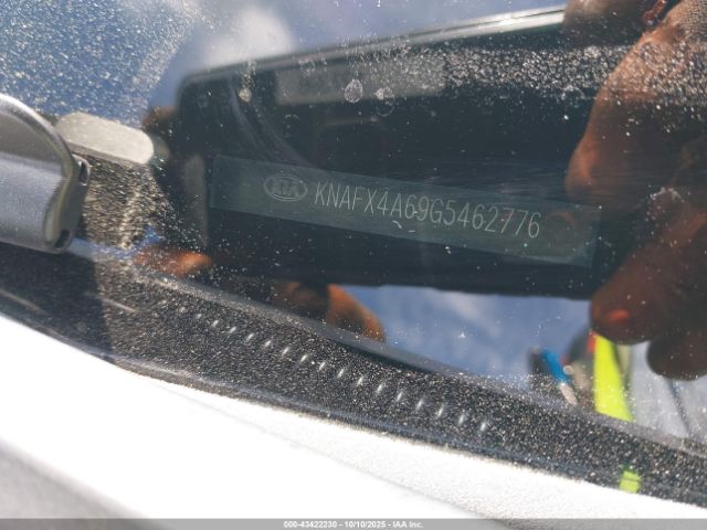 Kia Forte Lx Image 9