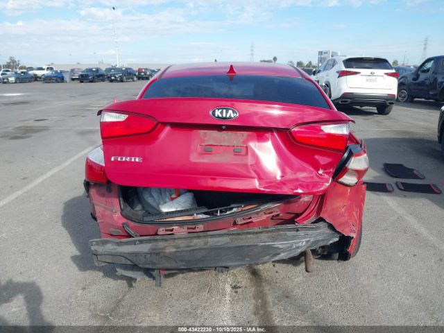 Kia Forte Lx Image 4