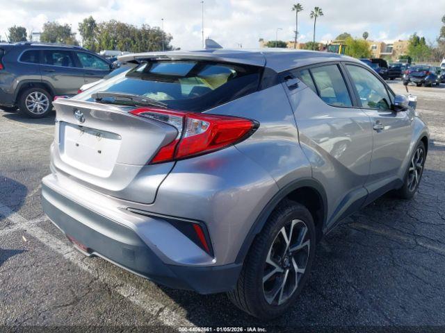 Toyota C-HR Xle Premium Image 14