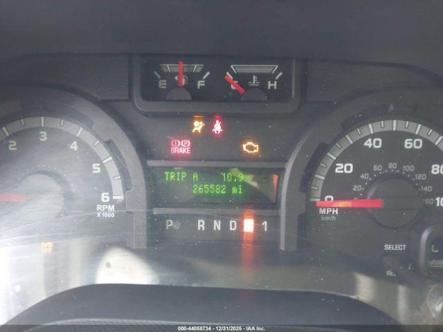 Ford E-350 Xlt Image 14