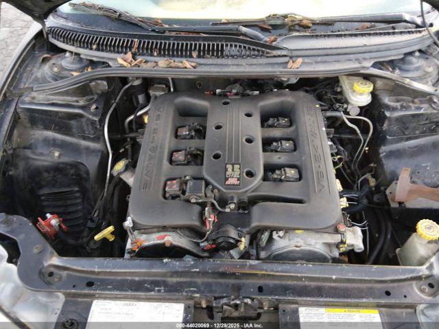 Chrysler 300M Image 9