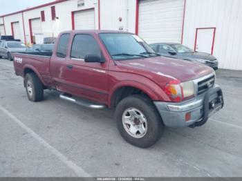  Salvage Toyota Tacoma
