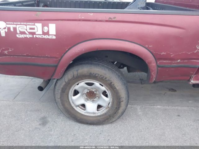 Toyota Tacoma Prerunner V6 Image 4