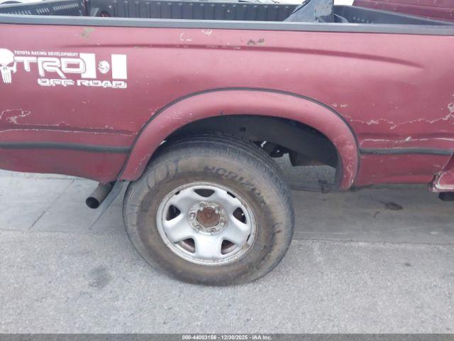 Toyota Tacoma Prerunner V6 Image 4