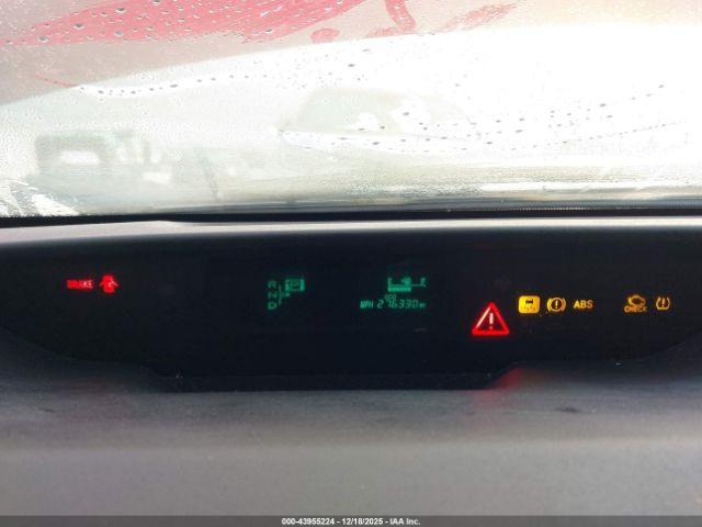 Toyota Prius Image 5