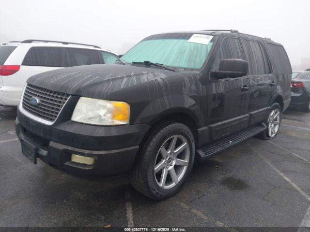 Ford Expedition Xlt Image 2