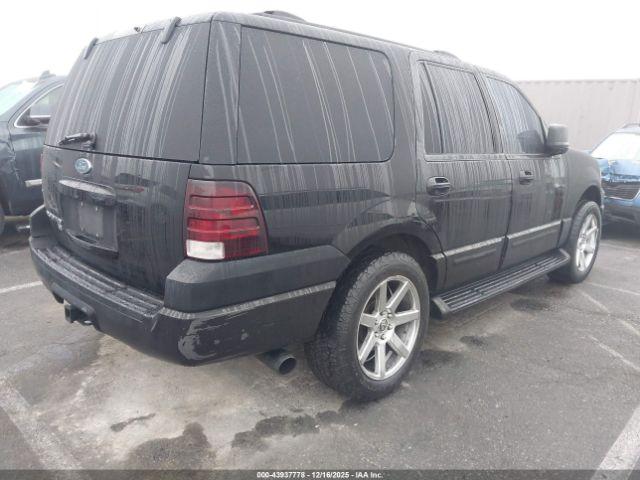 Ford Expedition Xlt Image 11