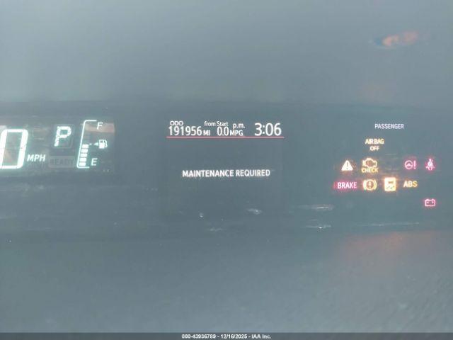 Toyota Prius c One Image 13