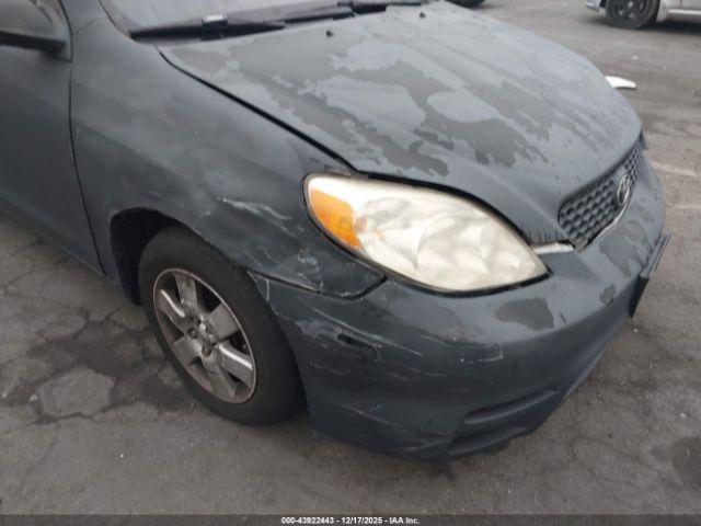 Toyota Matrix Standard Image 11