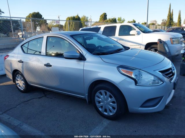 Nissan Versa 1.6 S Image 5