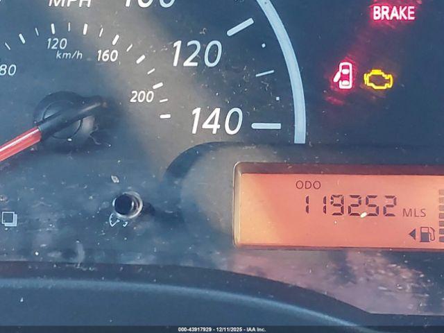 Nissan Versa 1.6 S Image 10