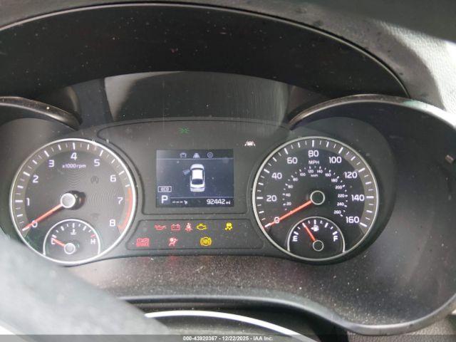 Kia Optima Lx Image 4