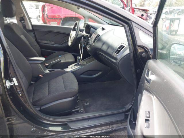 Kia Forte Lx Image 2