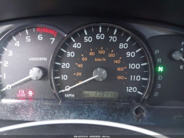 Toyota Sequoia Sr5 V8 Image 8