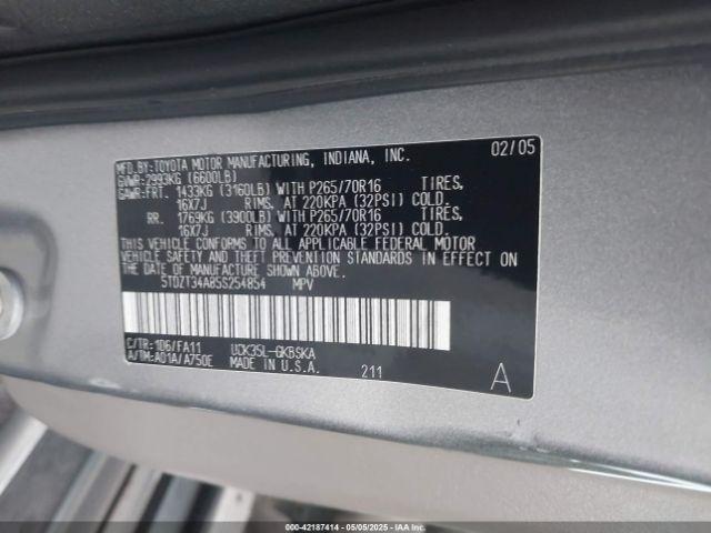 Toyota Sequoia Sr5 V8 Image 3