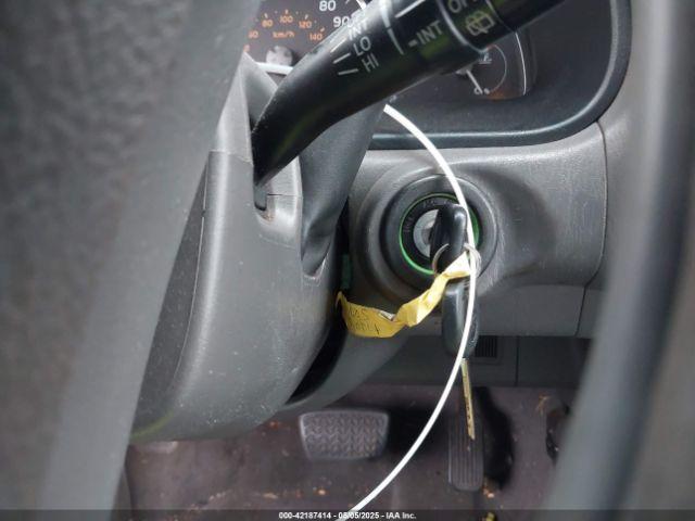 Toyota Sequoia Sr5 V8 Image 4