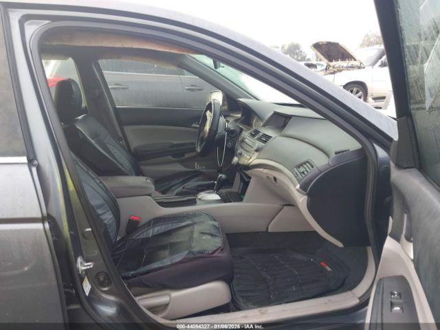 Honda Accord 2.4 Lx-p Image 9