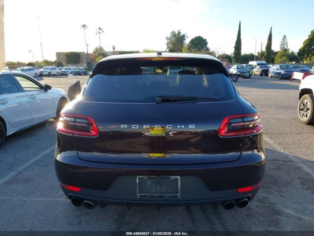 Porsche Macan S Image 12